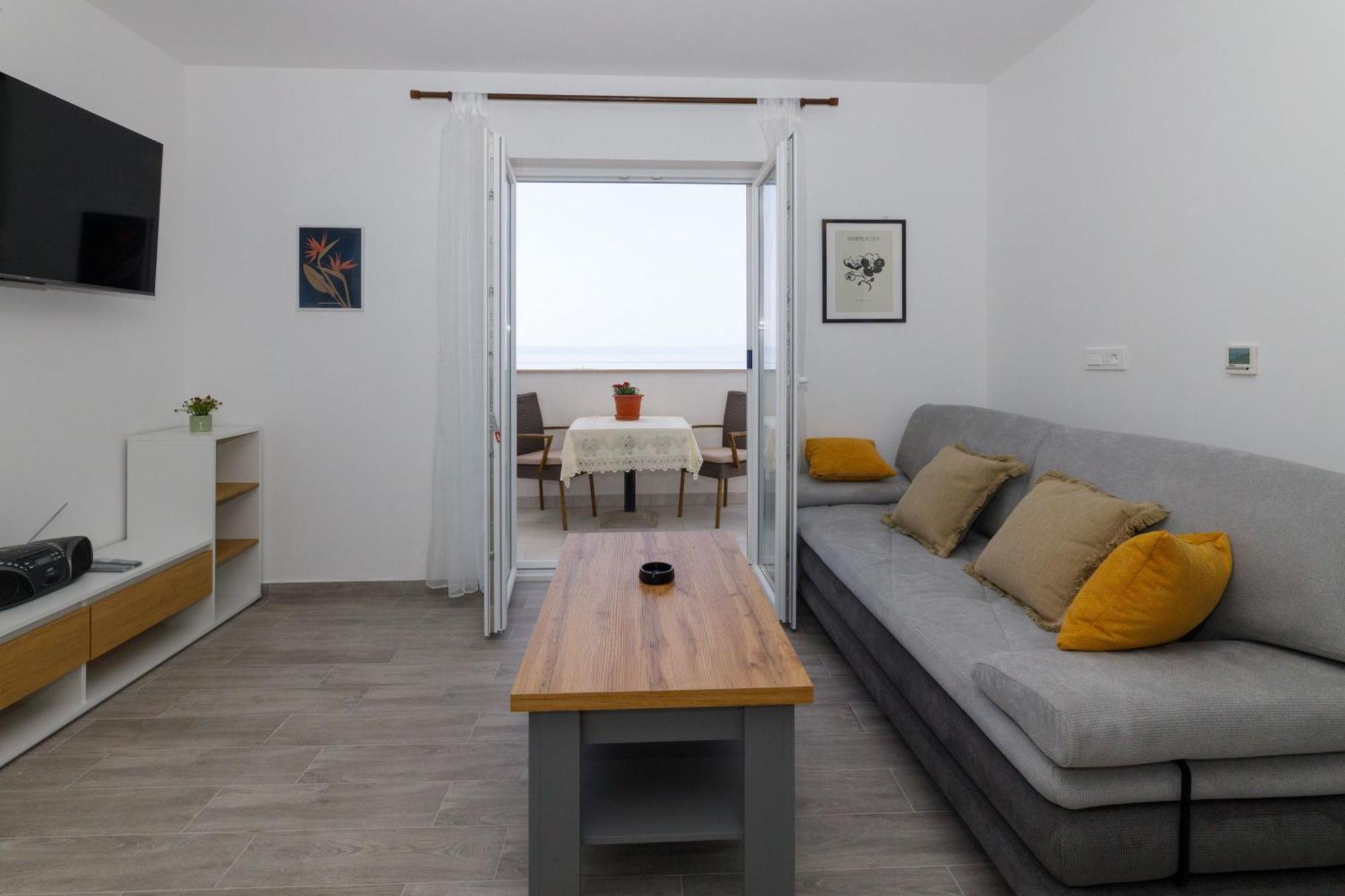 Lägenhet Apartman Maro *